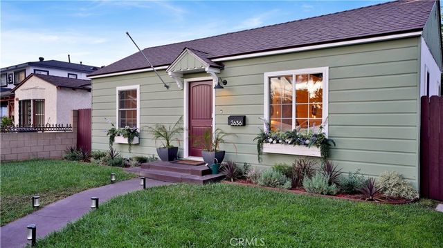 2636 Easy Avenue, Long Beach, CA 90810