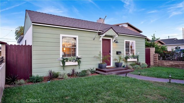 2636 Easy Avenue, Long Beach, CA 90810