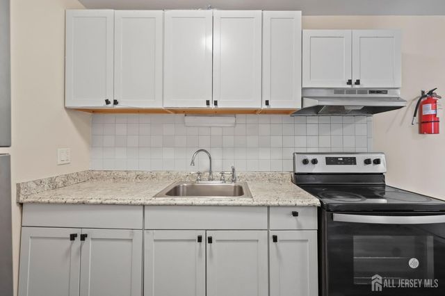 175 Buckelew Avenue 2-3, Jamesburg, NJ 08831