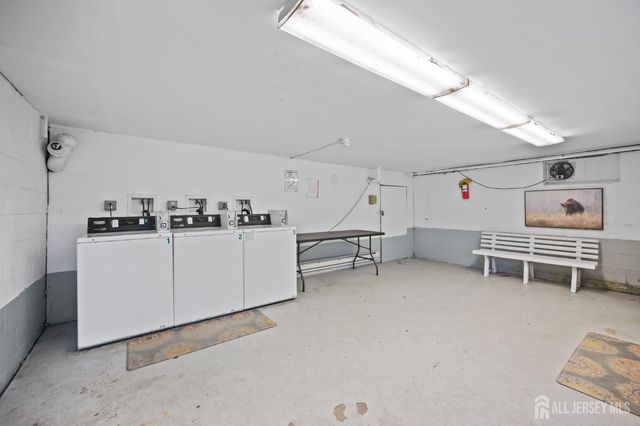175 Buckelew Avenue 2-3, Jamesburg, NJ 08831
