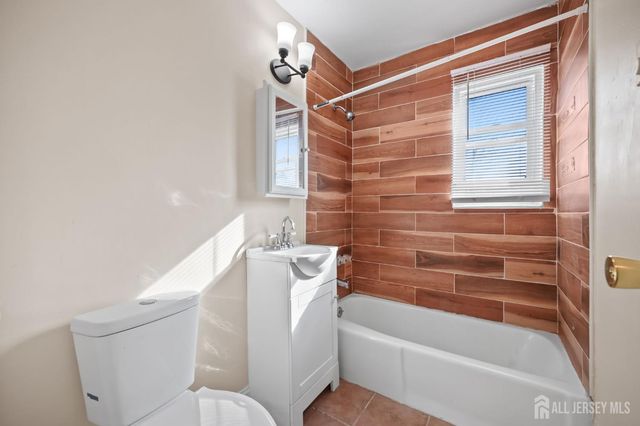 175 Buckelew Avenue 2-3, Jamesburg, NJ 08831