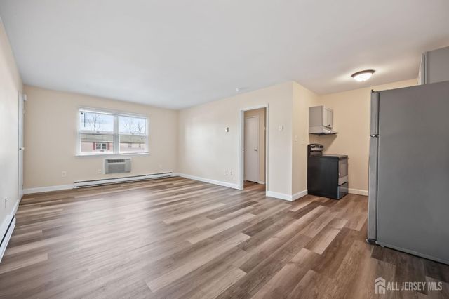 175 Buckelew Avenue 2-3, Jamesburg, NJ 08831