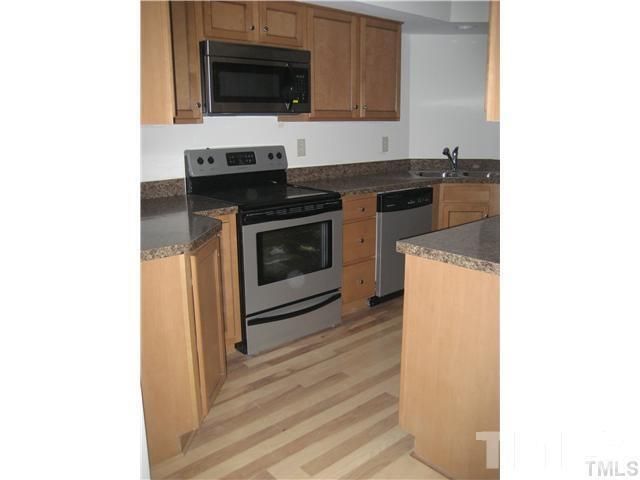 720 Bilyeu Street 105, Raleigh, NC 27606