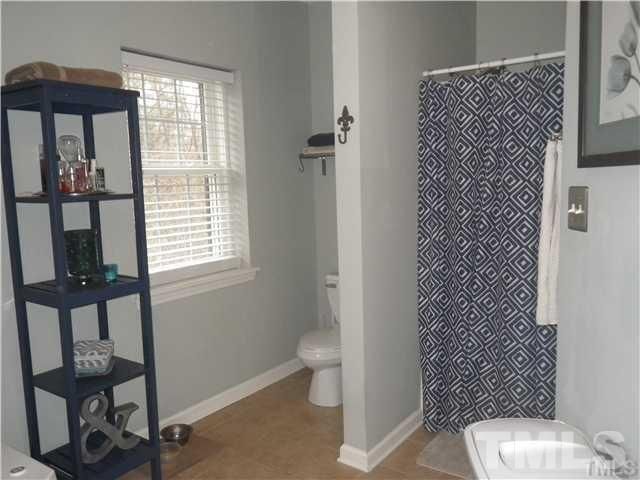720 Bilyeu Street 105, Raleigh, NC 27606