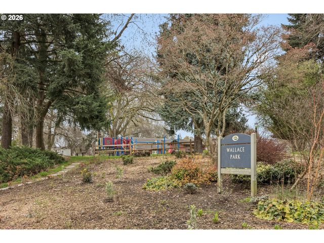 2633 Nw RALEIGH St 33, Portland, OR 97210