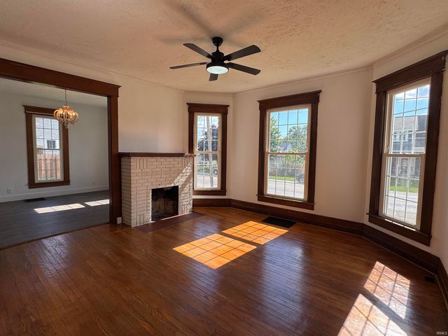 353 E 6TH Street, Peru, IN 46970