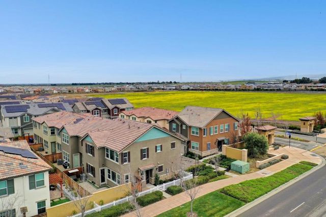 1426 S Central Parkway, Mountain House, CA 95391
