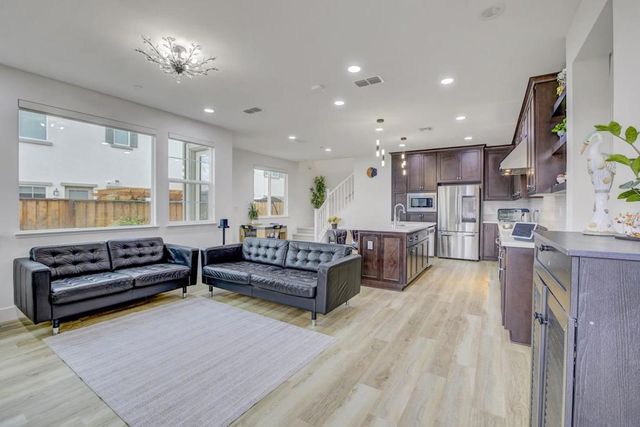 1426 S Central Parkway, Mountain House, CA 95391