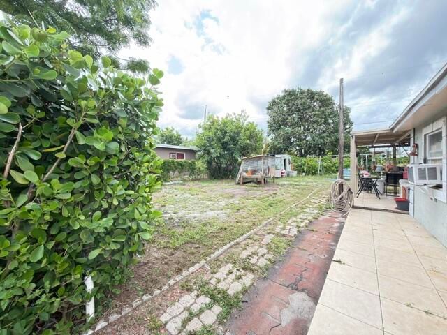 1185 Alto Road, Lake Worth, FL 33462