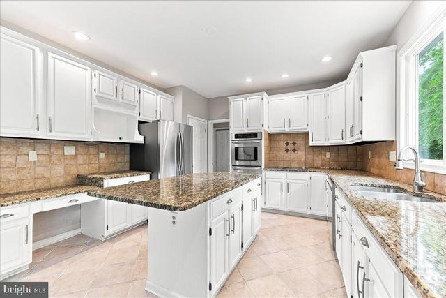 903 BRITTNEY TER, Downingtown, PA 19335