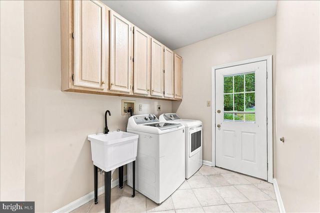 903 BRITTNEY TER, Downingtown, PA 19335