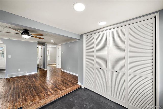 7243 Garvin, Waterford Charter Township, MI 48329