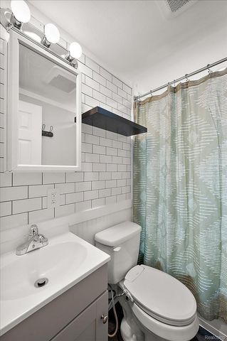 7243 Garvin, Waterford Charter Township, MI 48329