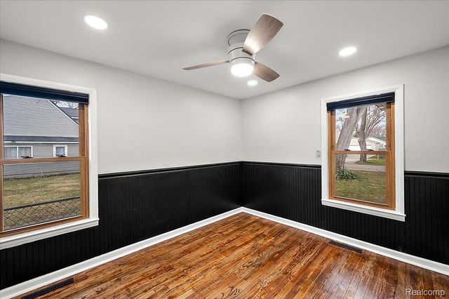 7243 Garvin, Waterford Charter Township, MI 48329