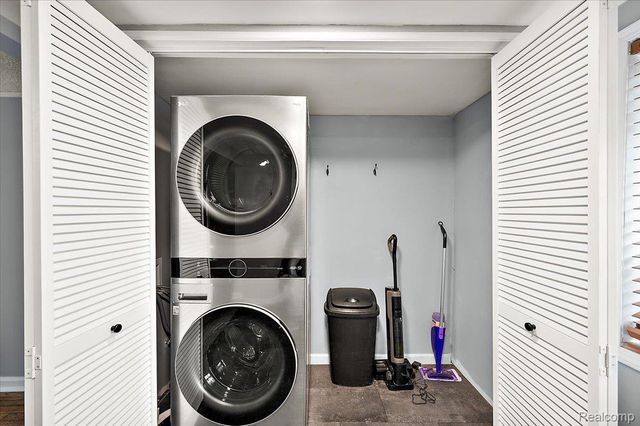 7243 Garvin, Waterford Charter Township, MI 48329