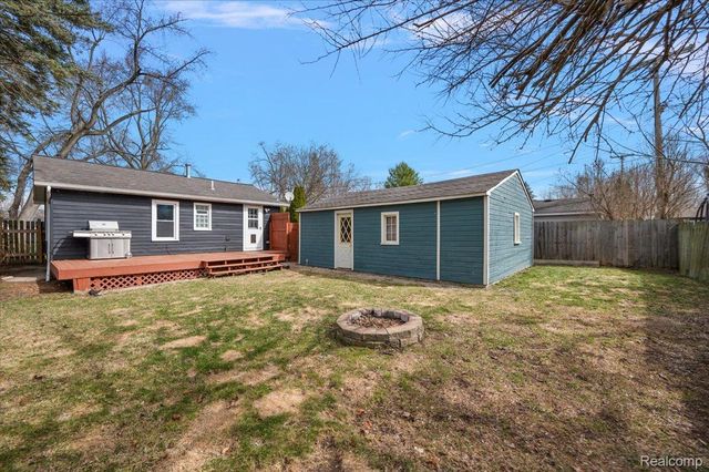 7243 Garvin, Waterford Charter Township, MI 48329