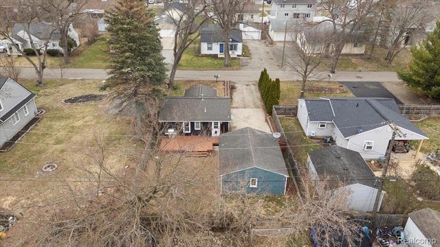 7243 Garvin, Waterford Charter Township, MI 48329