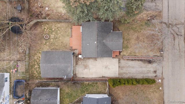 7243 Garvin, Waterford Charter Township, MI 48329