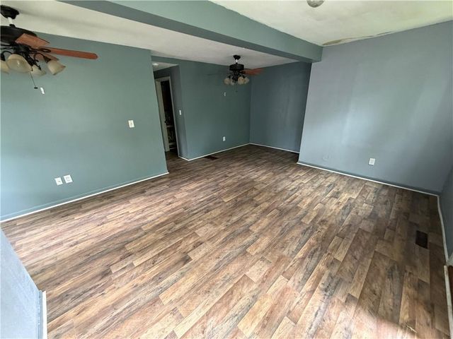 326 N Cedar Avenue, Independence, MO 64053