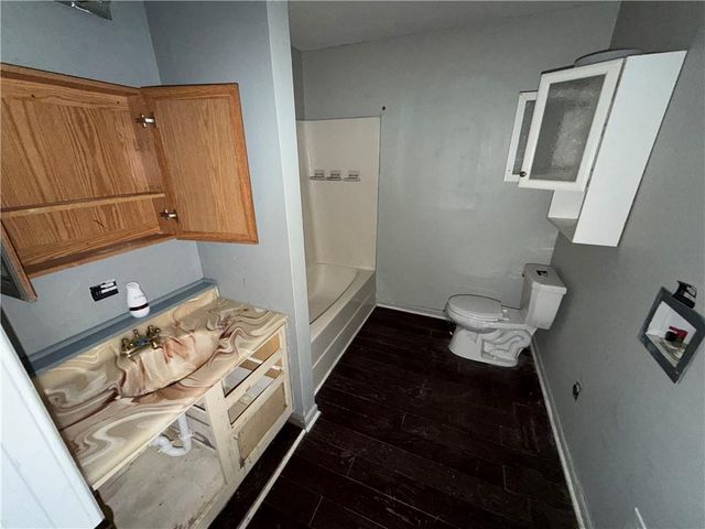 326 N Cedar Avenue, Independence, MO 64053