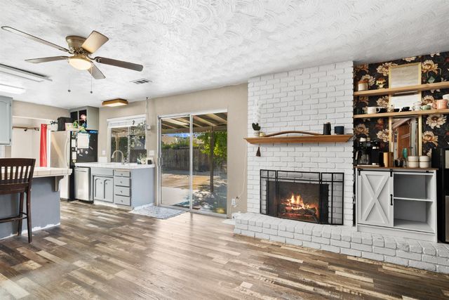 1216 Mist Flower, Modesto, CA 95355