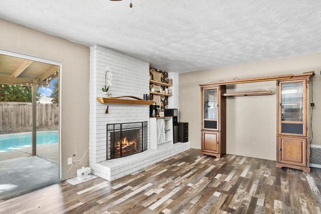 1216 Mist Flower, Modesto, CA 95355