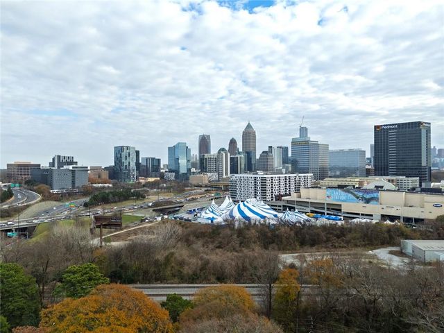 302 Hascall NW Road, Atlanta, GA 30309