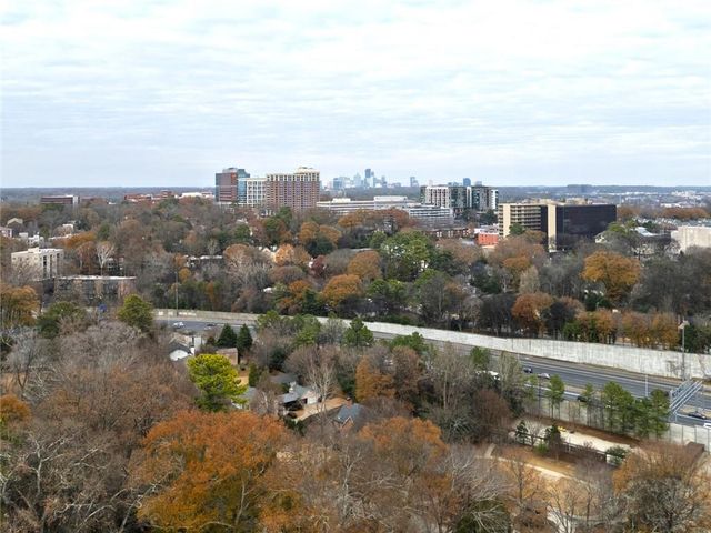 302 Hascall NW Road, Atlanta, GA 30309