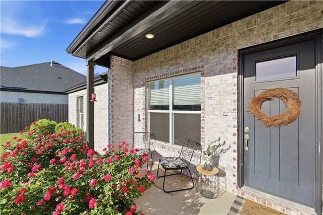 458 N Yona Lane, Farmington, AR 72730