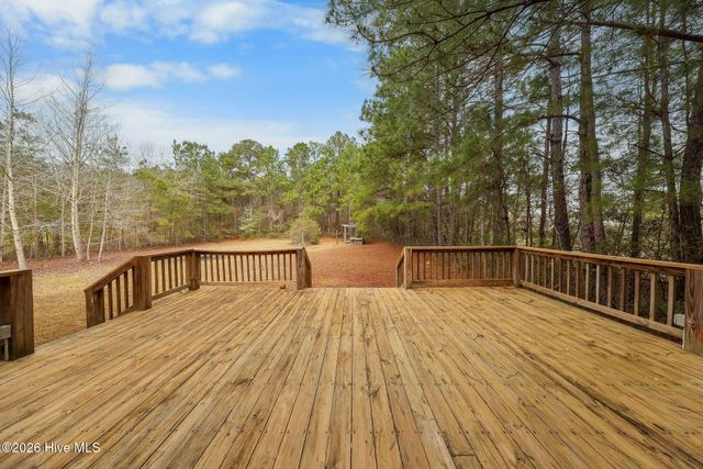 1207 Old Ocean Highway, Bolivia, NC 28422