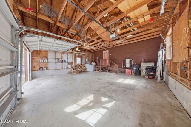 1207 Old Ocean Highway, Bolivia, NC 28422