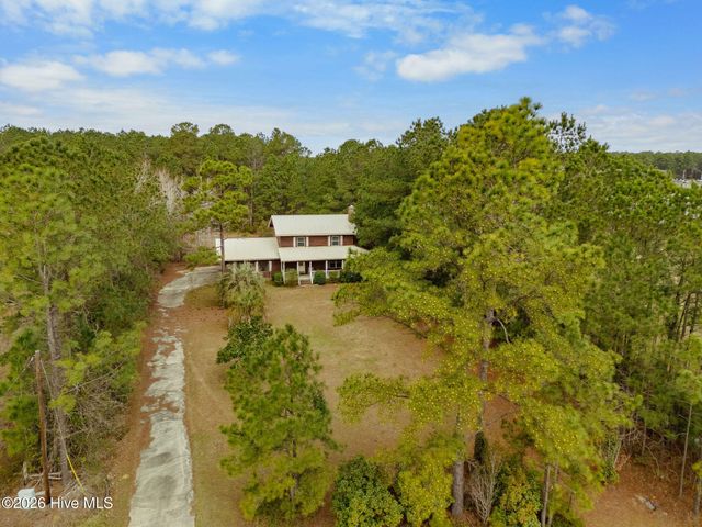 1207 Old Ocean Highway, Bolivia, NC 28422