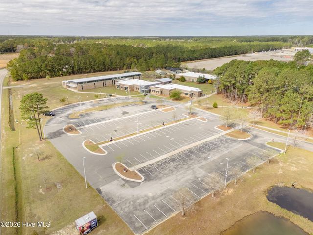 1207 Old Ocean Highway, Bolivia, NC 28422