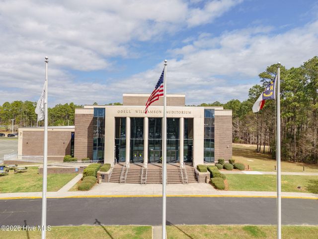 1207 Old Ocean Highway, Bolivia, NC 28422