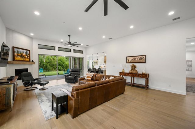1914 Benedetto Way, Mclendon Chisholm, TX 75032