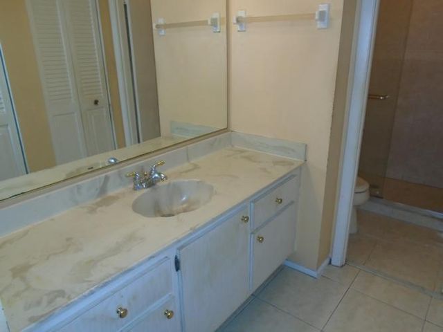 6195 Rock Island Road 402, Tamarac, FL 33319