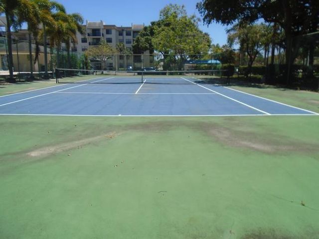 6195 Rock Island Road 402, Tamarac, FL 33319