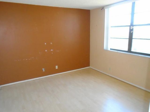 6195 Rock Island Road 402, Tamarac, FL 33319