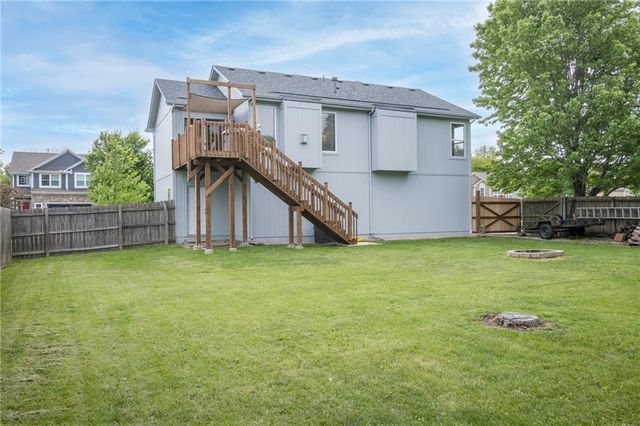 245 W Cheyenne Street, Gardner, KS 66030