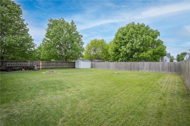 245 W Cheyenne Street, Gardner, KS 66030