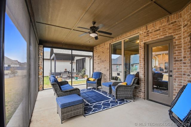 5311 E 126th Place S, Bixby, OK 74008