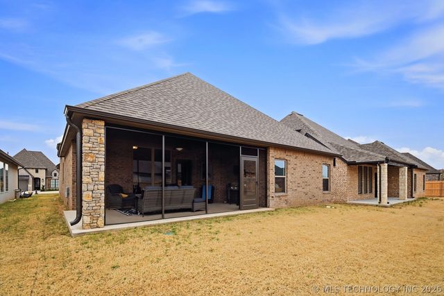 5311 E 126th Place S, Bixby, OK 74008