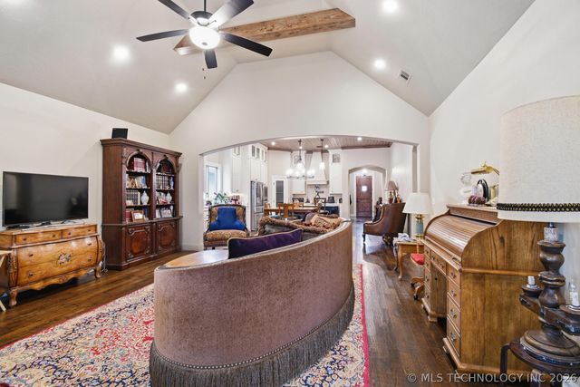 5311 E 126th Place S, Bixby, OK 74008