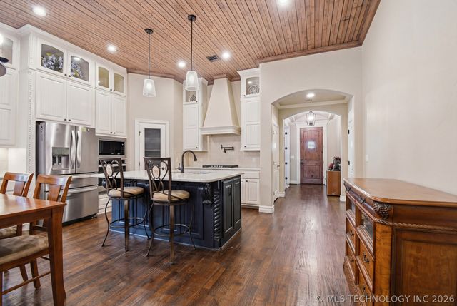 5311 E 126th Place S, Bixby, OK 74008