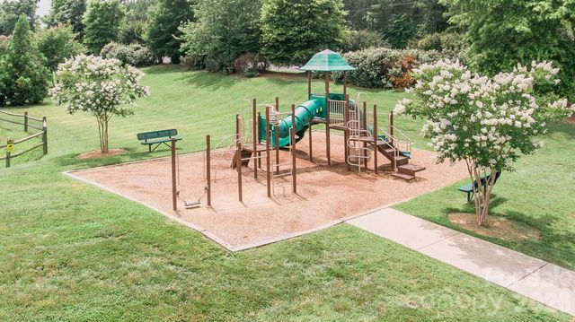 4960 Summerside Drive, Lake Wylie, SC 29710