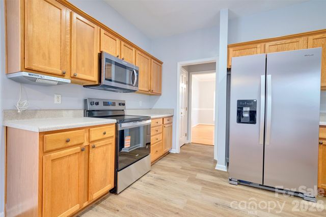 4960 Summerside Drive, Lake Wylie, SC 29710