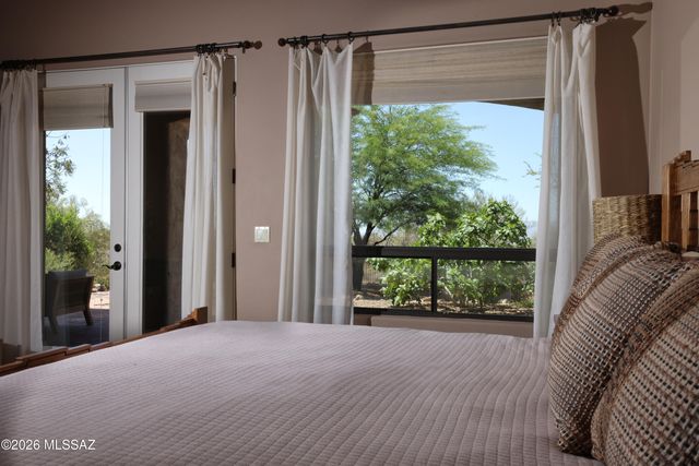 5251 W Desert Falcon Lane, Tucson, AZ 85742