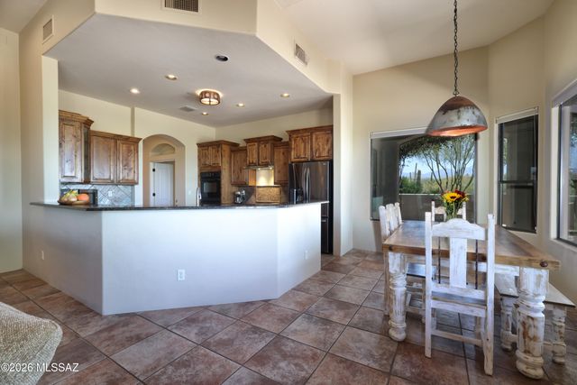 5251 W Desert Falcon Lane, Tucson, AZ 85742