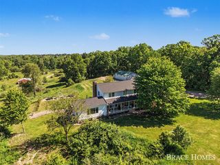 5685 11 Mile Road A, Rockford, MI 49341