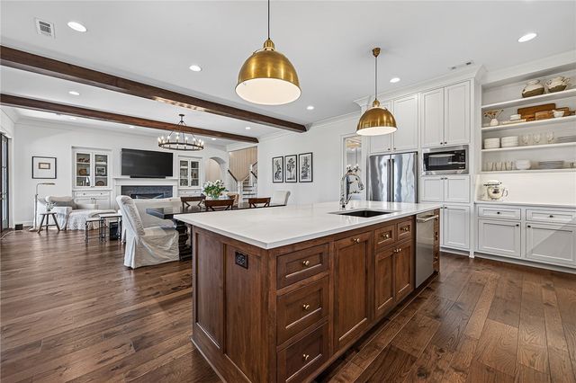 4301 S 86th Street, Bentonville, AR 72713